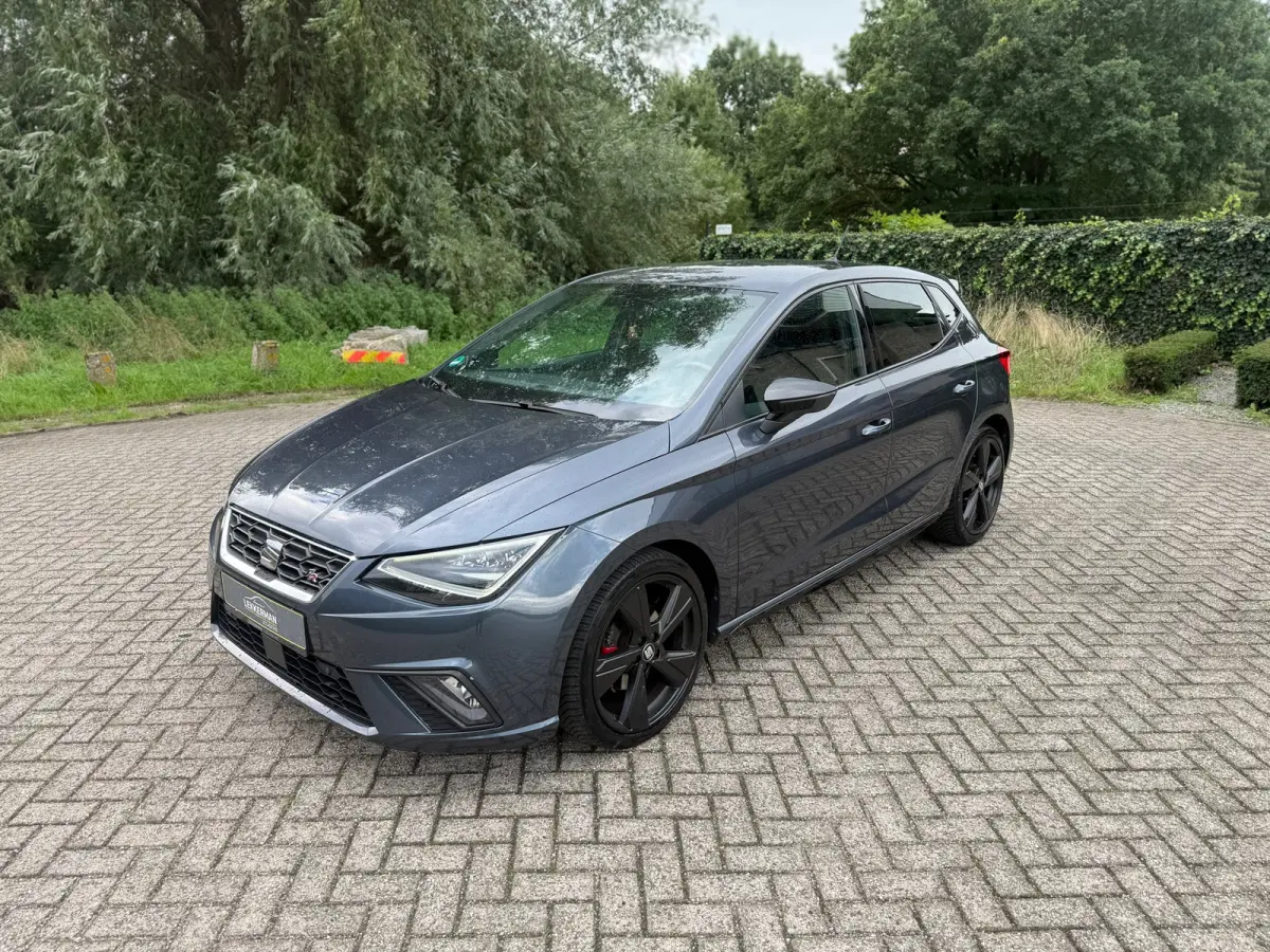 1.0 TSI FR DSG I CARPLAY I ALCANTARA I PDC I CLIMA I CRUISE I VOL!!