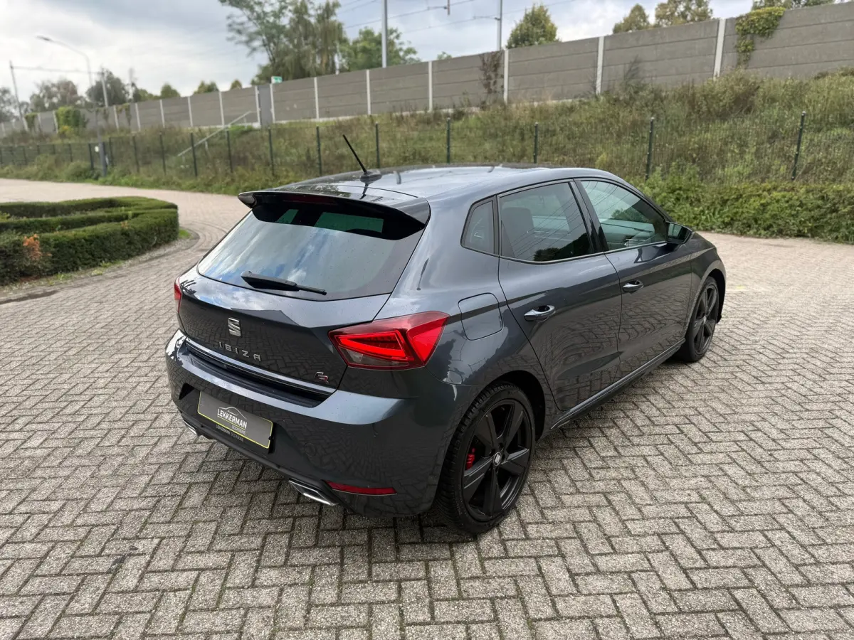 1.0 TSI FR DSG I CARPLAY I ALCANTARA I PDC I CLIMA I CRUISE I VOL!!