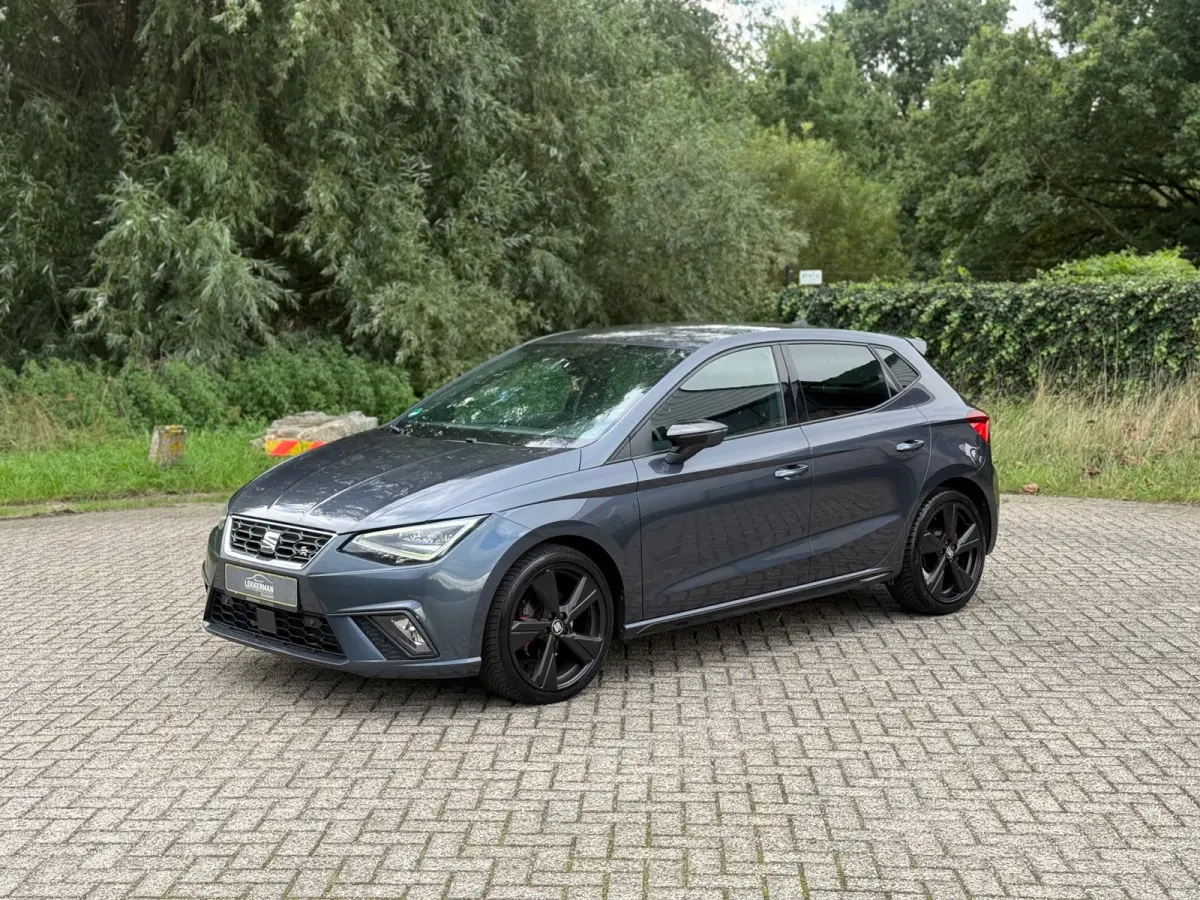 1.0 TSI FR DSG I CARPLAY I ALCANTARA I PDC I CLIMA I CRUISE I VOL!!