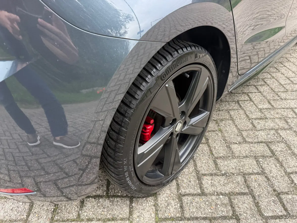 1.0 TSI FR DSG I CARPLAY I ALCANTARA I PDC I CLIMA I CRUISE I VOL!!