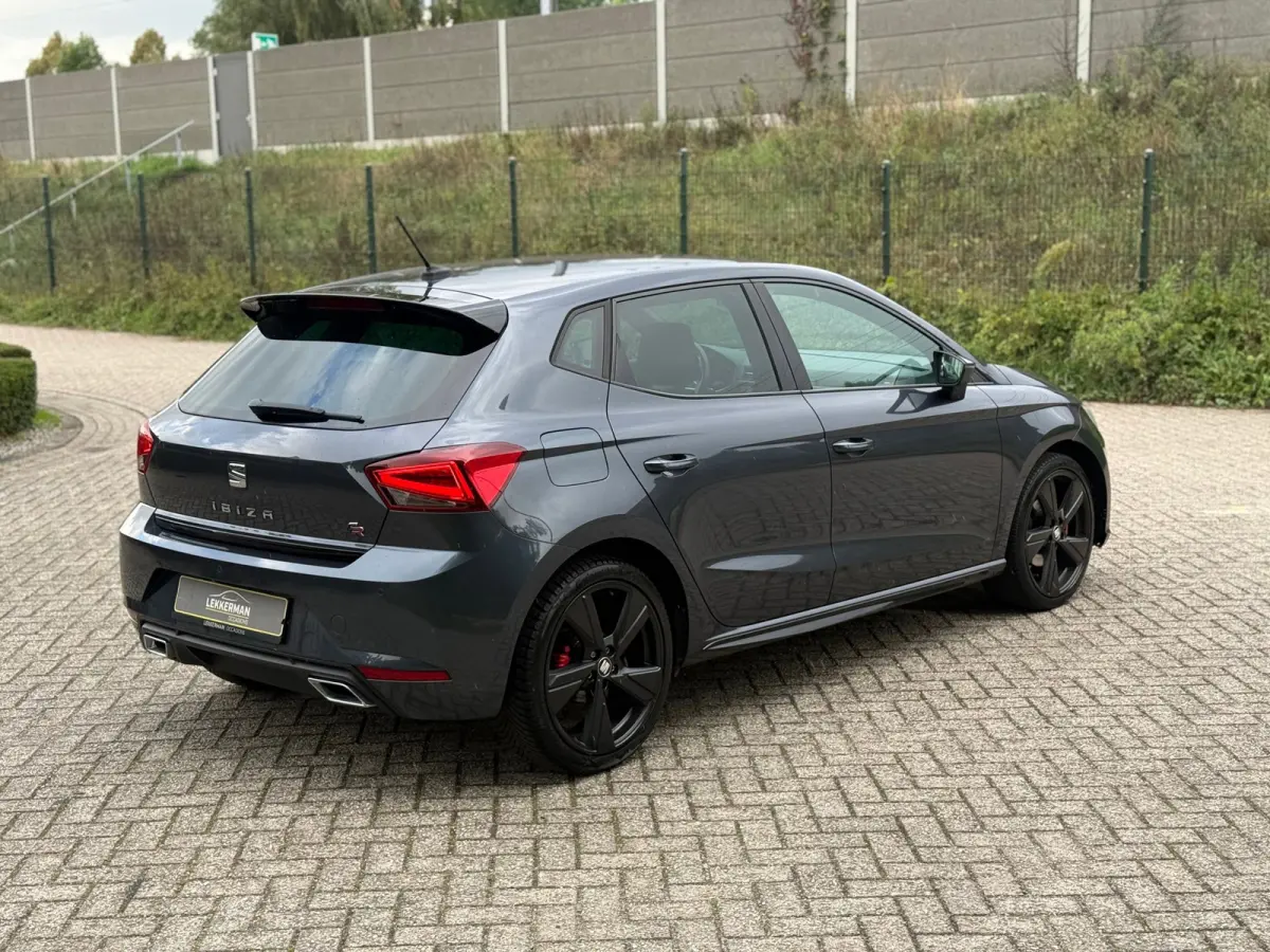 1.0 TSI FR DSG I CARPLAY I ALCANTARA I PDC I CLIMA I CRUISE I VOL!!