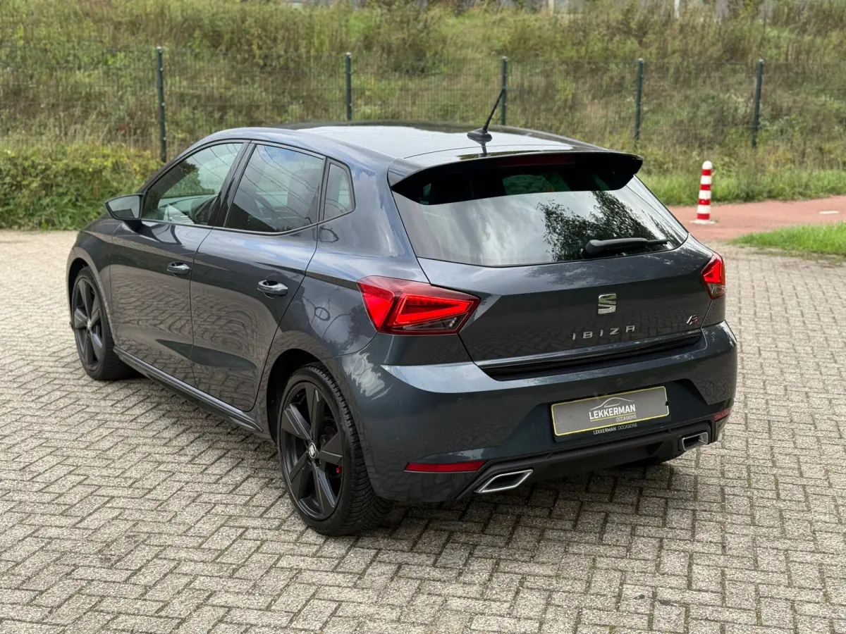 1.0 TSI FR DSG I CARPLAY I ALCANTARA I PDC I CLIMA I CRUISE I VOL!!