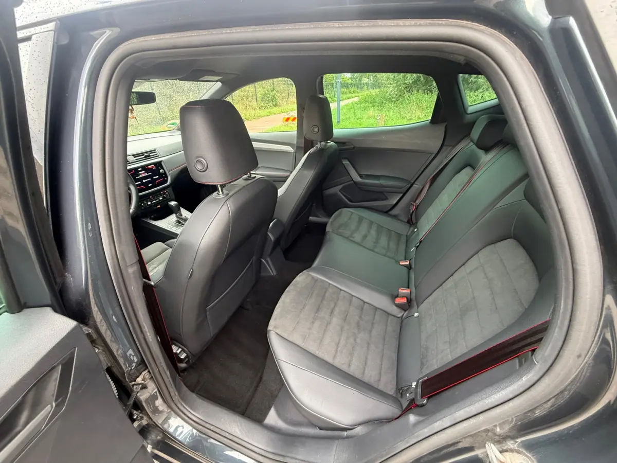 1.0 TSI FR DSG I CARPLAY I ALCANTARA I PDC I CLIMA I CRUISE I VOL!!