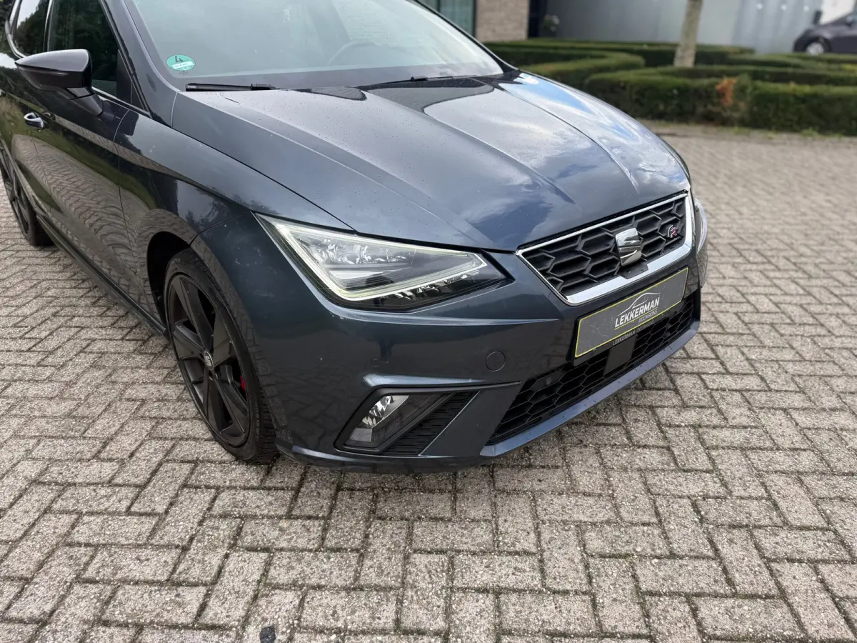 1.0 TSI FR DSG I CARPLAY I ALCANTARA I PDC I CLIMA I CRUISE I VOL!!