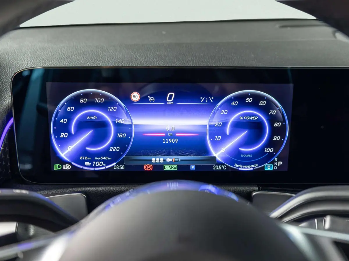 250+ Luxury Line 71 kWh