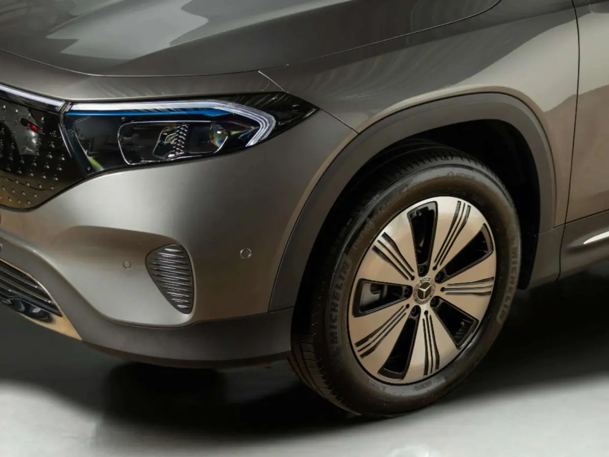 250+ Luxury Line 71 kWh
