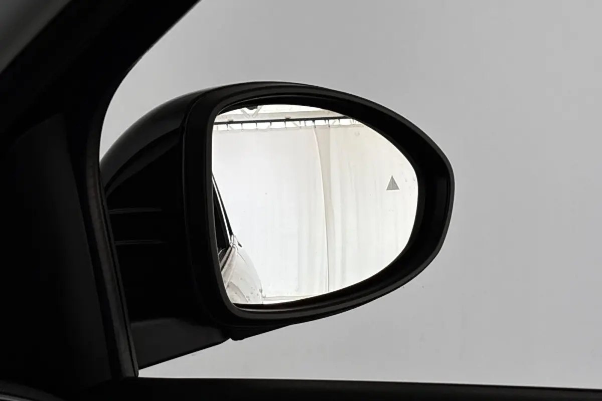 La Prima 42 kWh Cabrio Leder Stoelverwarming Achteruitrijcamera 17"