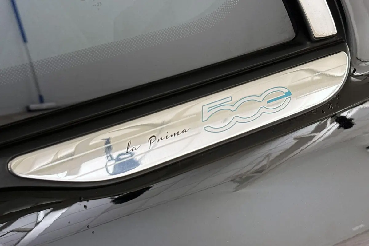 La Prima 42 kWh Cabrio Leder Stoelverwarming Achteruitrijcamera 17"