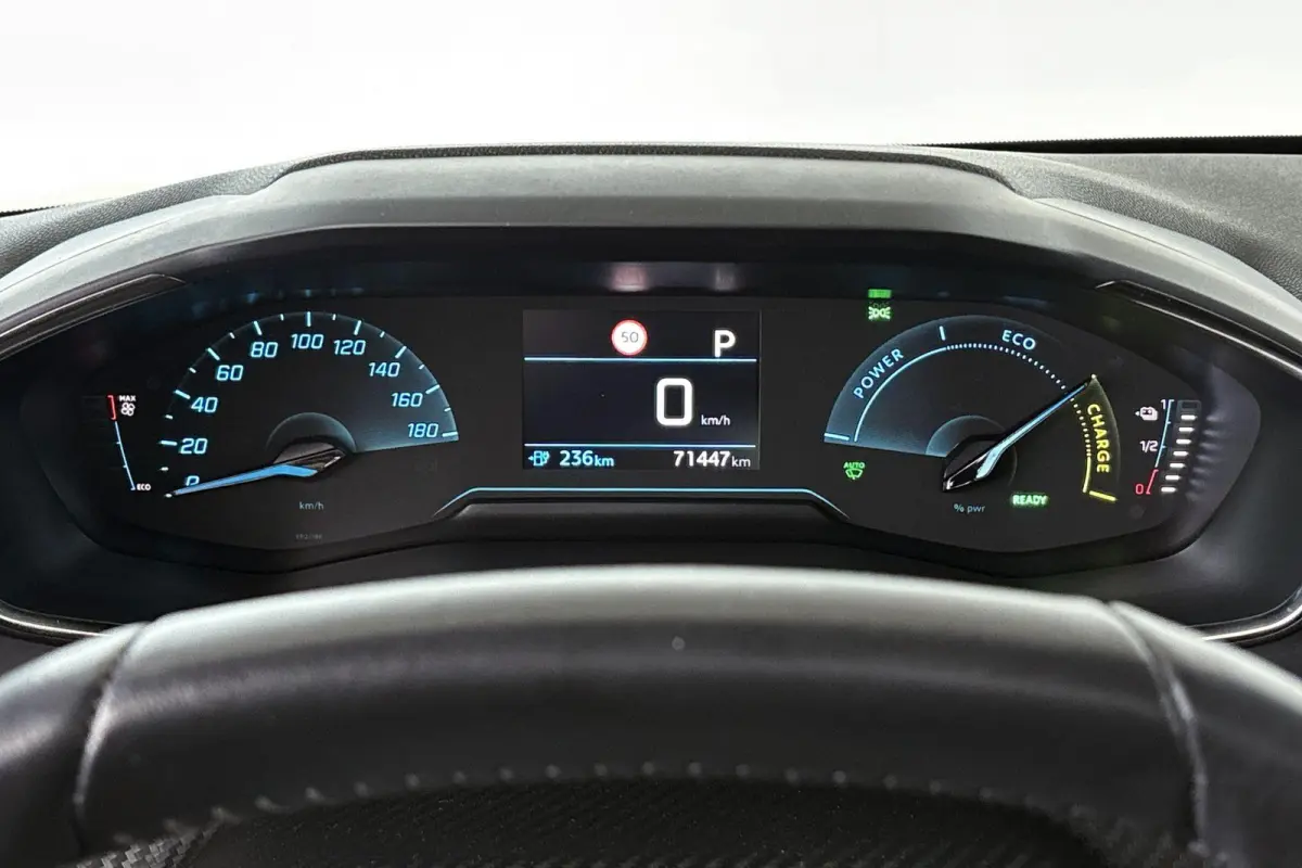 EV Active Pack 50 kWh Apple CarPlay Navigatie