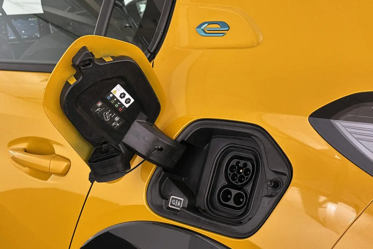 EV Active Pack 50 kWh Apple CarPlay Navigatie