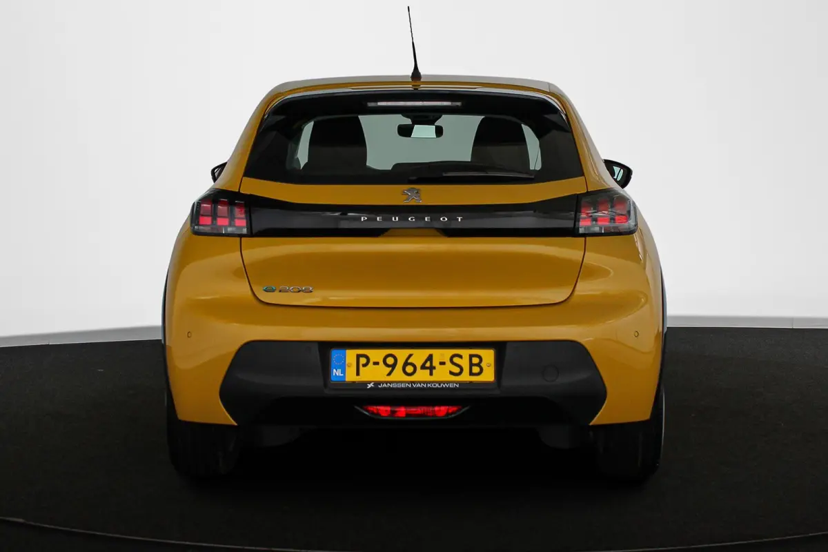 EV Active Pack 50 kWh Apple CarPlay Navigatie