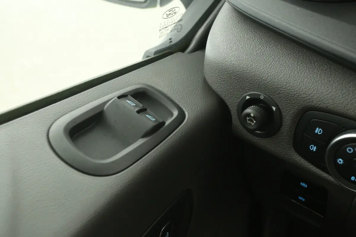 L3H3 68 kWh | Snelladen | SOH 96% | Clima | Camera | 3 Zits | Carplay | Cruise | Navi | Parkeersens.