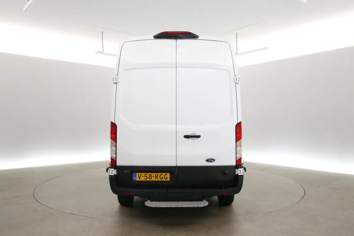 L3H3 68 kWh | Snelladen | SOH 96% | Clima | Camera | 3 Zits | Carplay | Cruise | Navi | Parkeersens.