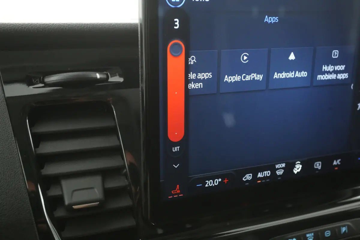 L3H3 68 kWh | Snelladen | SOH 96% | Clima | Camera | 3 Zits | Carplay | Cruise | Navi | Parkeersens.