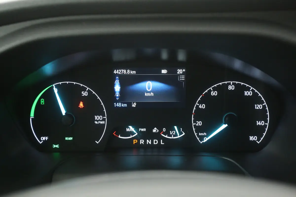 L3H3 68 kWh | Snelladen | SOH 96% | Clima | Camera | 3 Zits | Carplay | Cruise | Navi | Parkeersens.