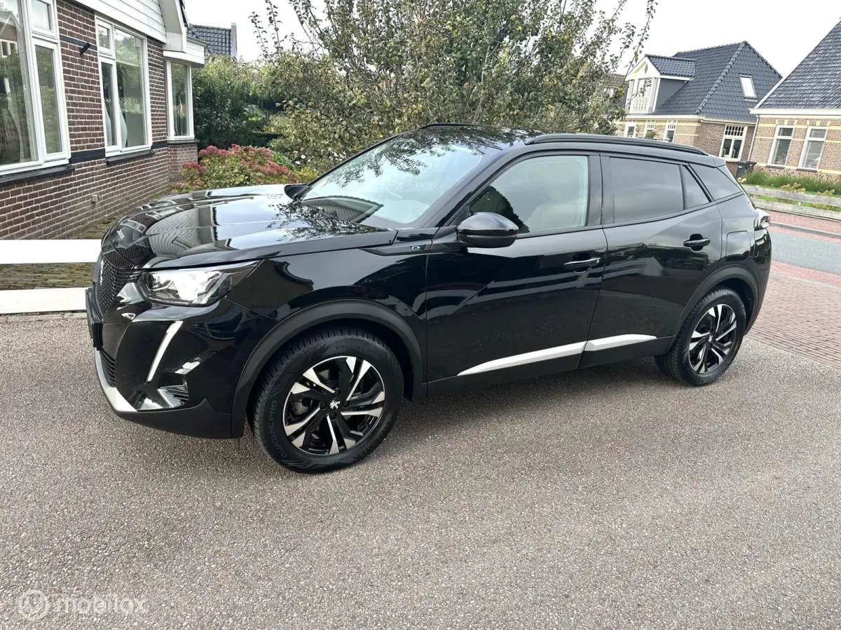 EV Allure Pack 50 kWh CARPLAY ACHTERUITRIJ CAMERA PRIVACY GLAS ACCU GARANTIE MOOIE AUTO!!