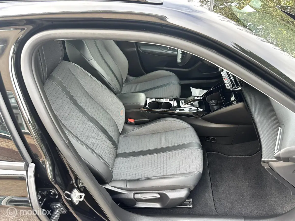 EV Allure Pack 50 kWh CARPLAY ACHTERUITRIJ CAMERA PRIVACY GLAS ACCU GARANTIE MOOIE AUTO!!