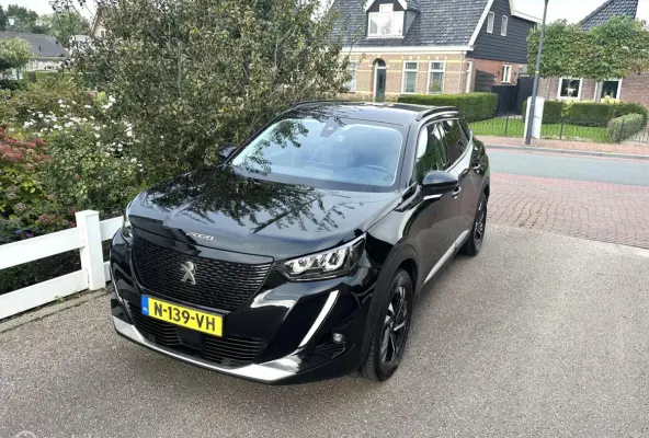 EV Allure Pack 50 kWh CARPLAY ACHTERUITRIJ CAMERA PRIVACY GLAS ACCU GARANTIE MOOIE AUTO!!
