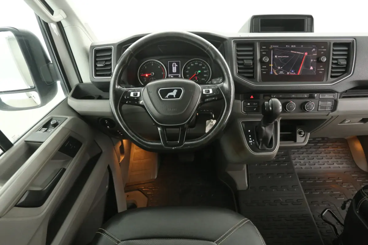 2.0 TDI 177PK L3H3 | Automaat | Dubbellucht | 3500KG Trekgew. | Airco | Cruise | Camera | Carplay | Trekhaak