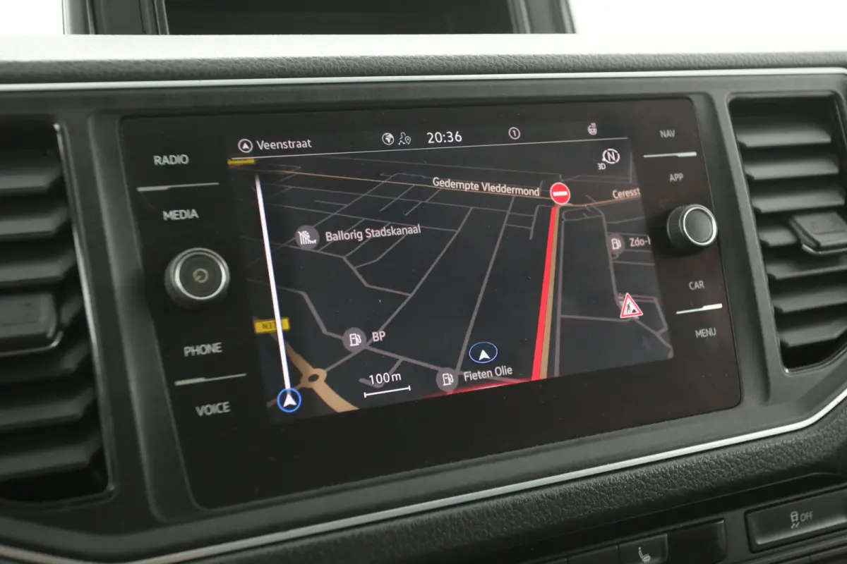 2.0 TDI 177PK L3H3 | Automaat | Dubbellucht | 3500KG Trekgew. | Airco | Cruise | Camera | Carplay | Trekhaak