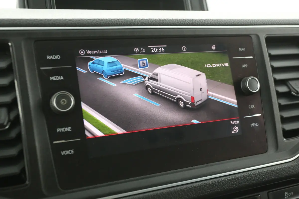 2.0 TDI 177PK L3H3 | Automaat | Dubbellucht | 3500KG Trekgew. | Airco | Cruise | Camera | Carplay | Trekhaak