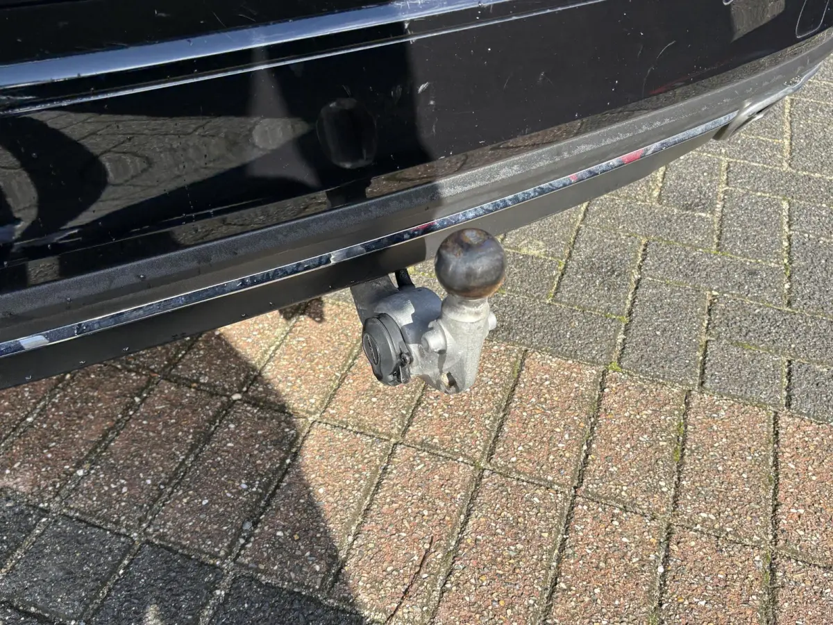 2.0 T5 Inscription VAN: € 26.900- VOOR: € 24.877,- UW HERFSTVOORDEEL: € 2.023,-| VOLVO DEALER ONDERHOUDEN | FULL OPTIONS| BOWERS & WILKINS| ELEK. TREKHAAK| PANO| STOELVENTILATIE| HUD| 