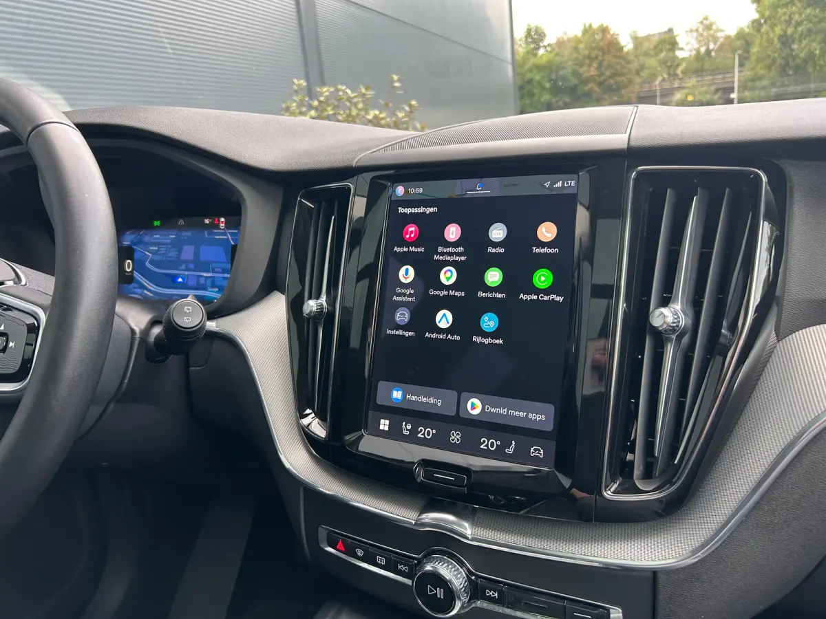 2.0 T6 Long Range AWD Plus Dark | Trekhaak | SOH 97% | Pano | Pilot Assist | BLIS | Stoel & stuurverwarming |