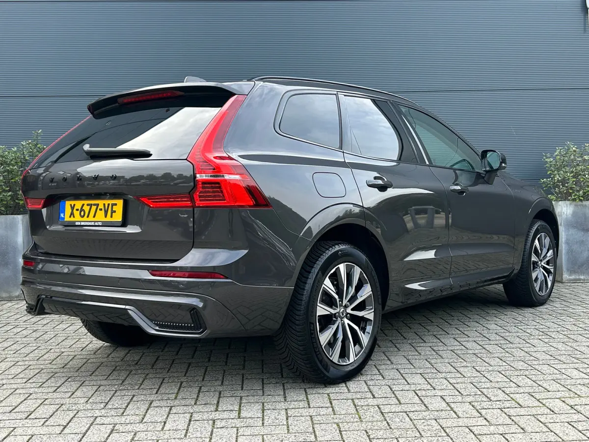 2.0 T6 Long Range AWD Plus Dark | Trekhaak | SOH 97% | Pano | Pilot Assist | BLIS | Stoel & stuurverwarming |