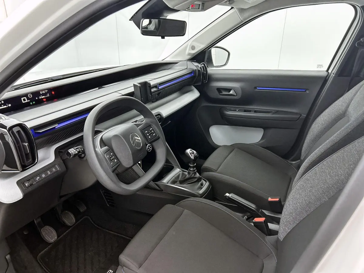 You 1.2 Turbo 100pk | Lage kilometerstand | Airco | Cruise Control | Parkeersensoren | Bluetooth | Automatisch dimlicht | Led koplampen | Multifunctioneel stuurwiel |
