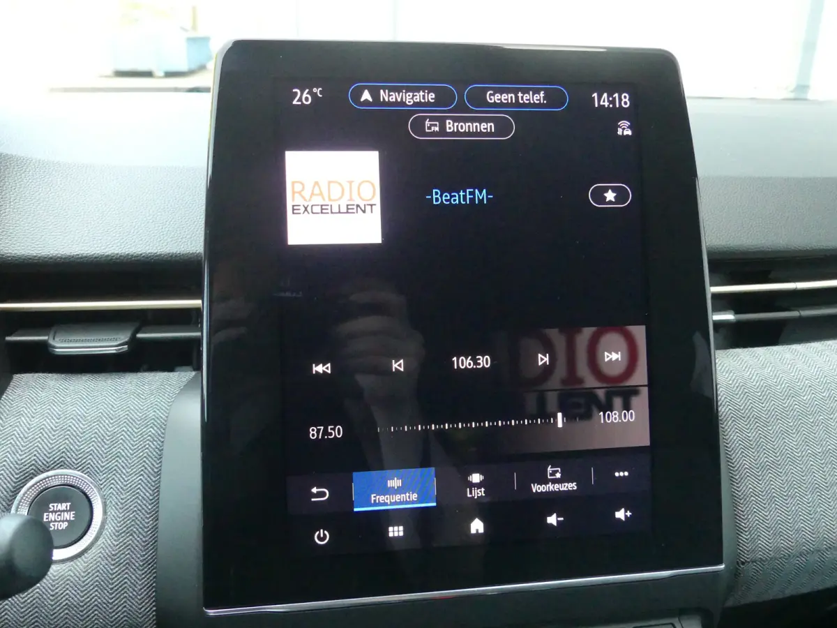 1.0 TCe Intens Lutecia | CAMERA | 360 CAMERA | PARKEERSENSOREN V+A | 17'' LMV | APPLE CARPLAY/ANDROID AUTO | NAVI | LMV 17" |