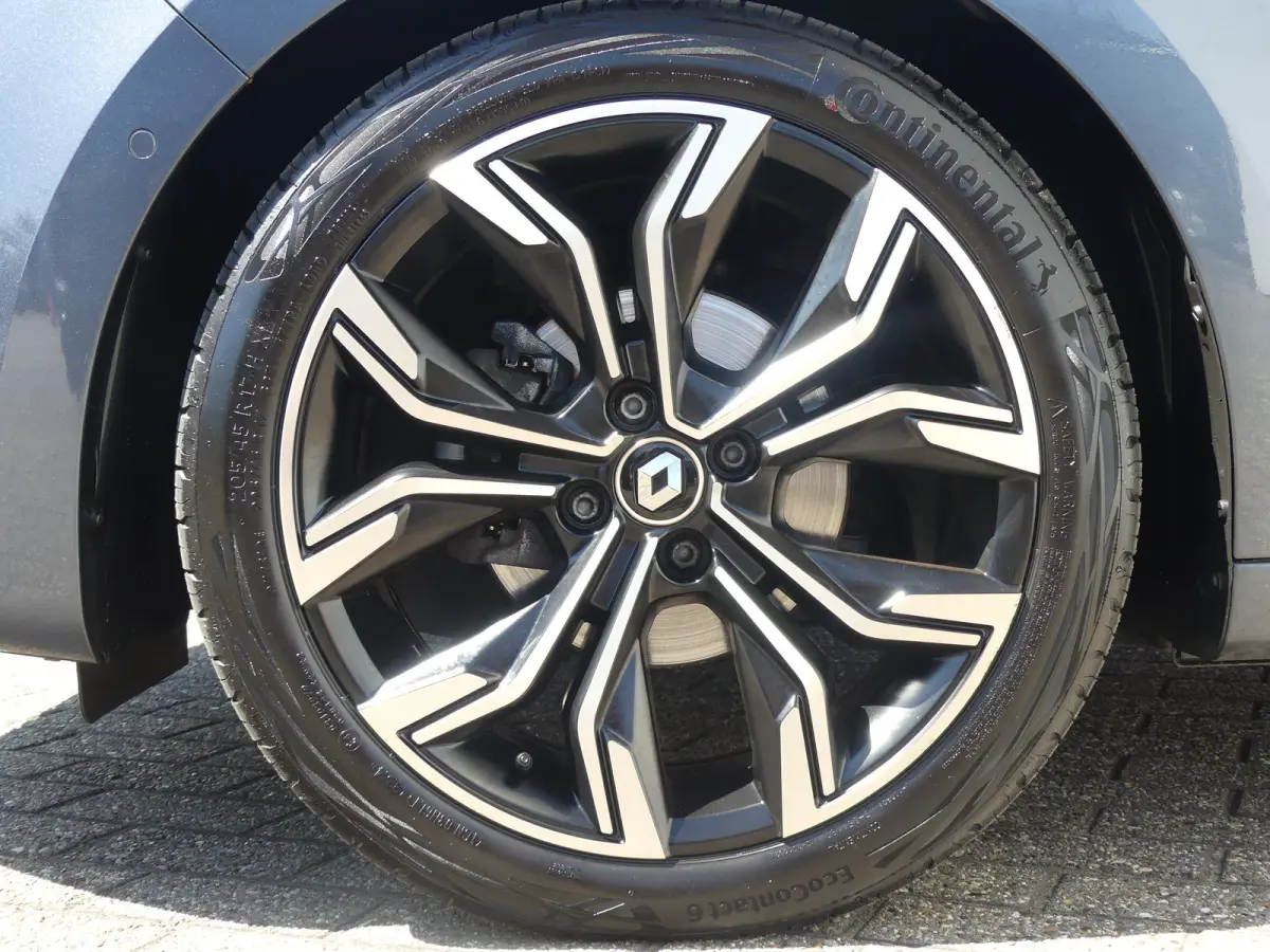 1.0 TCe Intens Lutecia | CAMERA | 360 CAMERA | PARKEERSENSOREN V+A | 17'' LMV | APPLE CARPLAY/ANDROID AUTO | NAVI | LMV 17" |