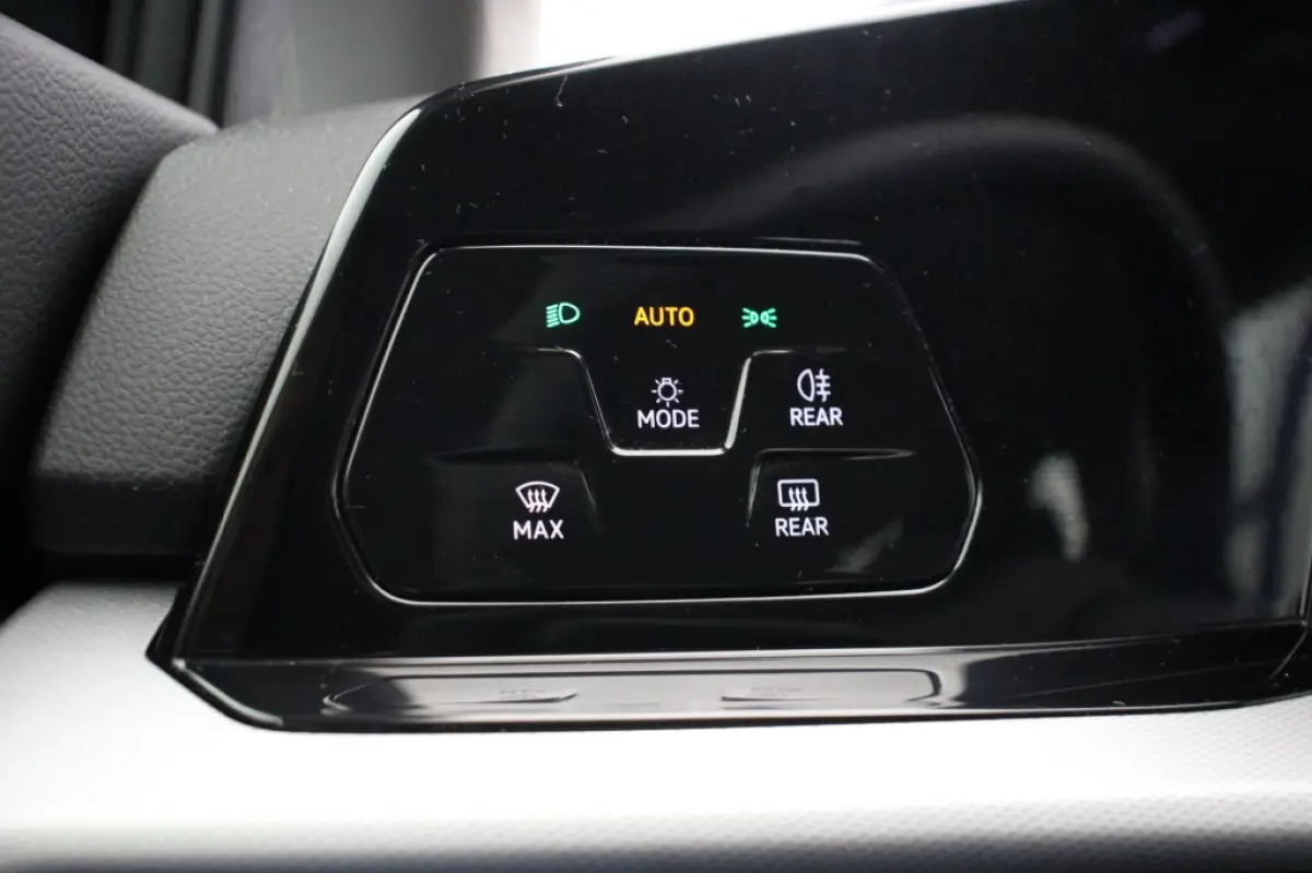 1.0 TSI - Digitaal Cockpit, Carplay, Adapt. Cruise