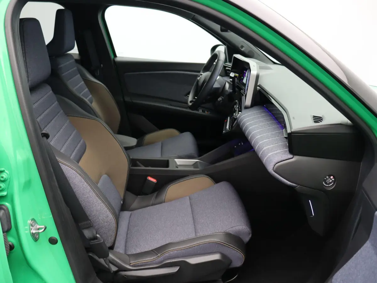 comfort range techno 52 kWh | 1e Eigenaar | Nieuwstaat | Pack Advanced Driving Assist | Pack winter