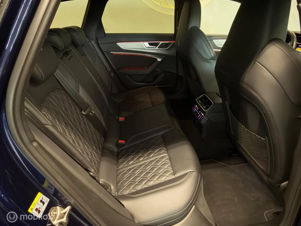 55 TFSI e quattro Competition Panorama/RS Seats/Keyless/S6 diffuser/3x S-line