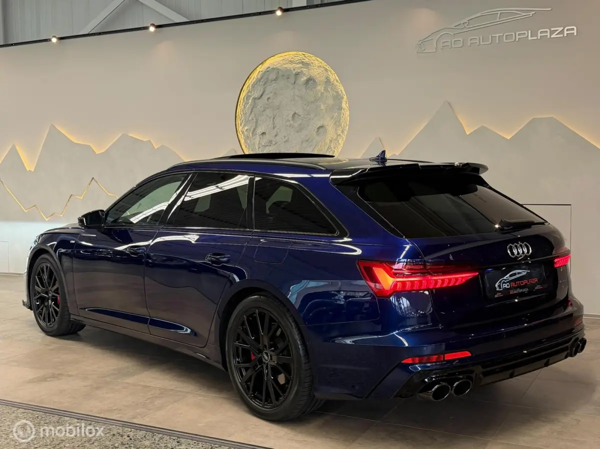 55 TFSI e quattro Competition Panorama/RS Seats/Keyless/S6 diffuser/3x S-line