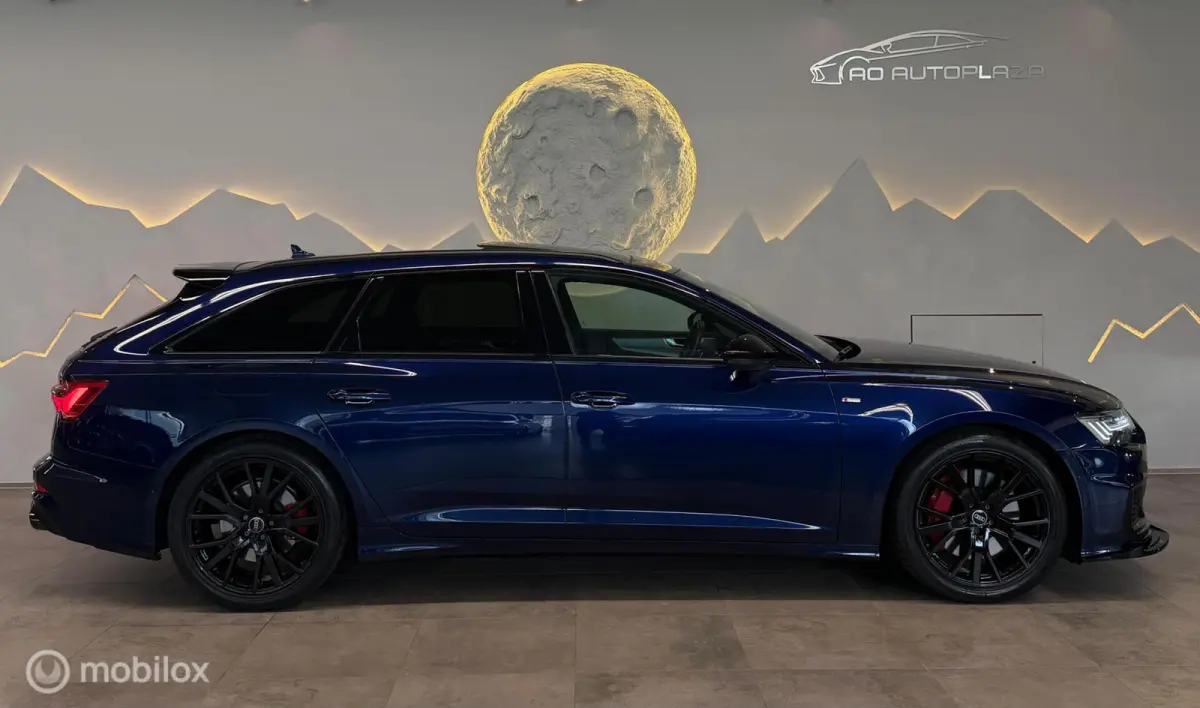 55 TFSI e quattro Competition Panorama/RS Seats/Keyless/S6 diffuser/3x S-line