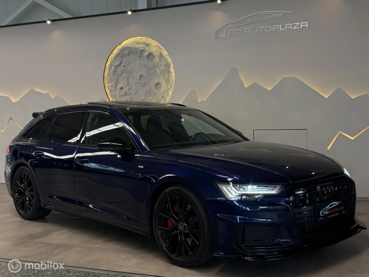 55 TFSI e quattro Competition Panorama/RS Seats/Keyless/S6 diffuser/3x S-line