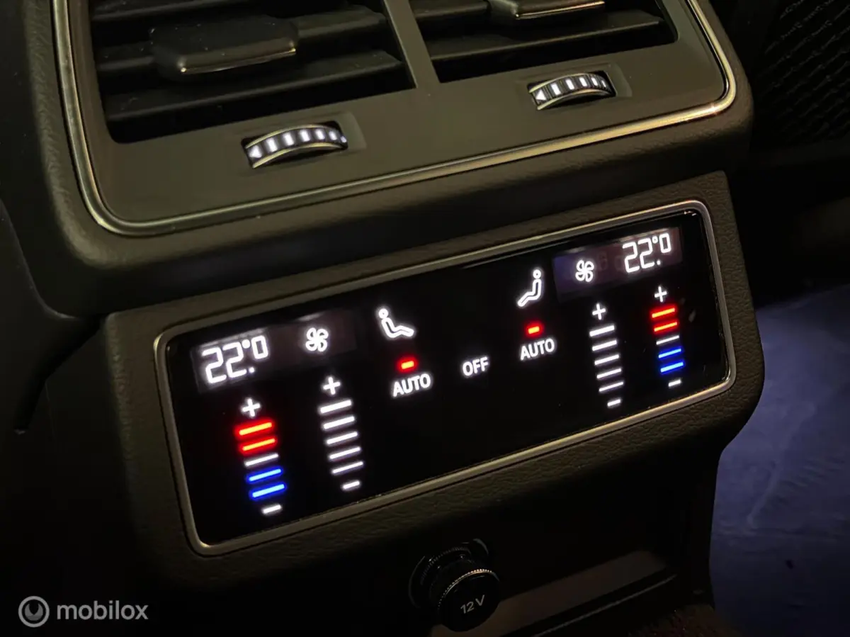 55 TFSI e quattro Competition Panorama/RS Seats/Keyless/S6 diffuser/3x S-line
