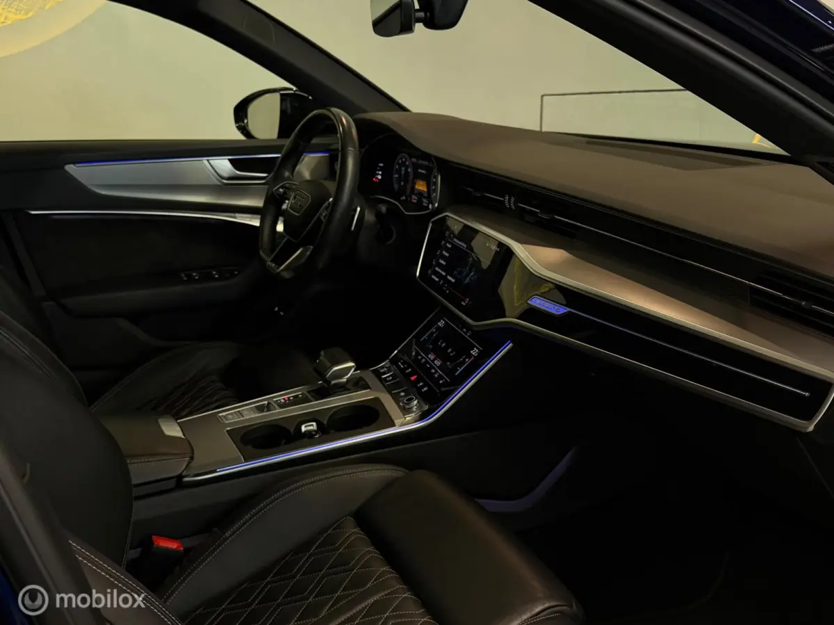 55 TFSI e quattro Competition Panorama/RS Seats/Keyless/S6 diffuser/3x S-line