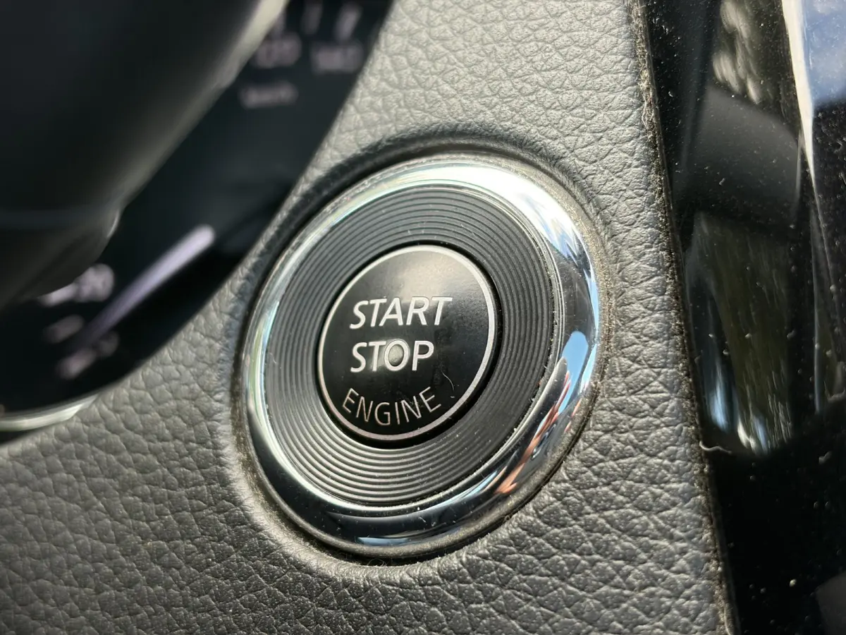 1.2 Tekna ✓1e Eigenaar✓Pano✓Leder✓Trekhaak✓360° Camera✓Keyless✓19''Lm velgen✓Clima✓Cruise✓Stoelverw✓6 Bak✓115pk✓N.A.P✓Apk tot 07-2027