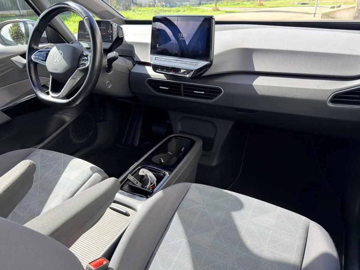 Life 58 kWh 1e eig|Dealer OH|Apple Carplay|ACC