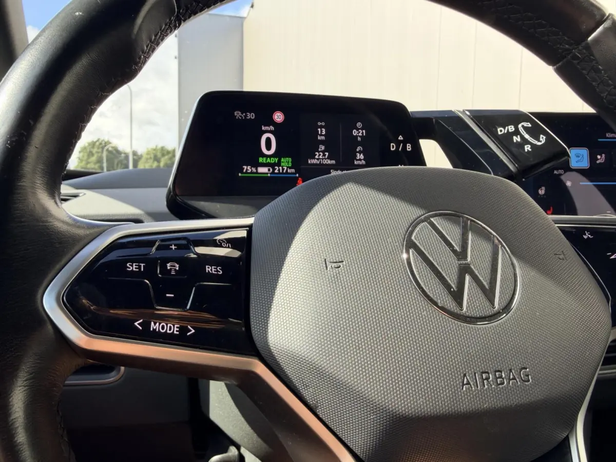 Life 58 kWh 1e eig|Dealer OH|Apple Carplay|ACC