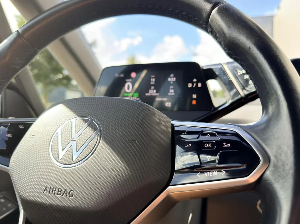 Life 58 kWh 1e eig|Dealer OH|Apple Carplay|ACC