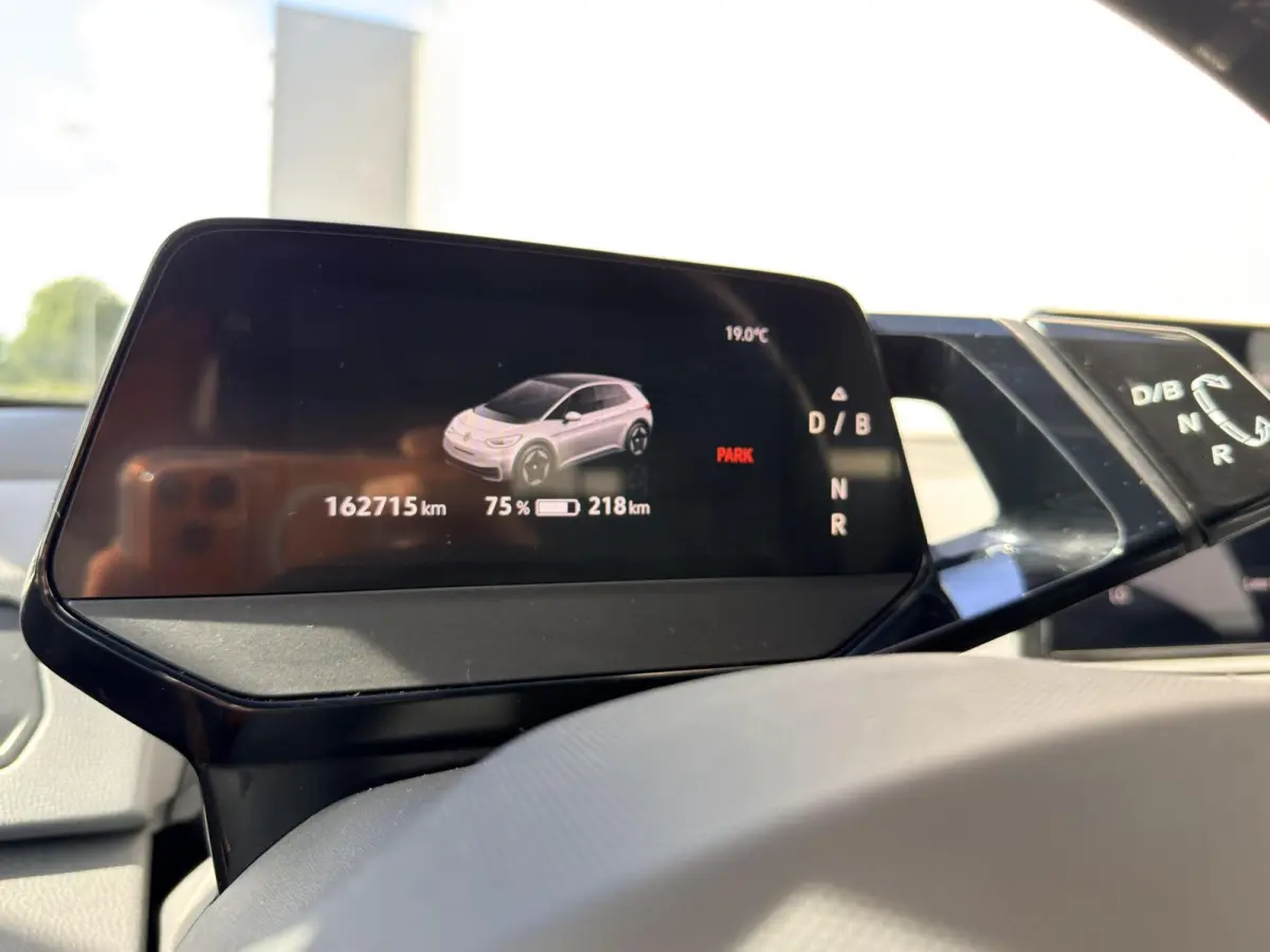 Life 58 kWh 1e eig|Dealer OH|Apple Carplay|ACC