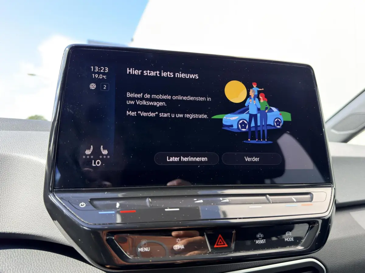 Life 58 kWh 1e eig|Dealer OH|Apple Carplay|ACC