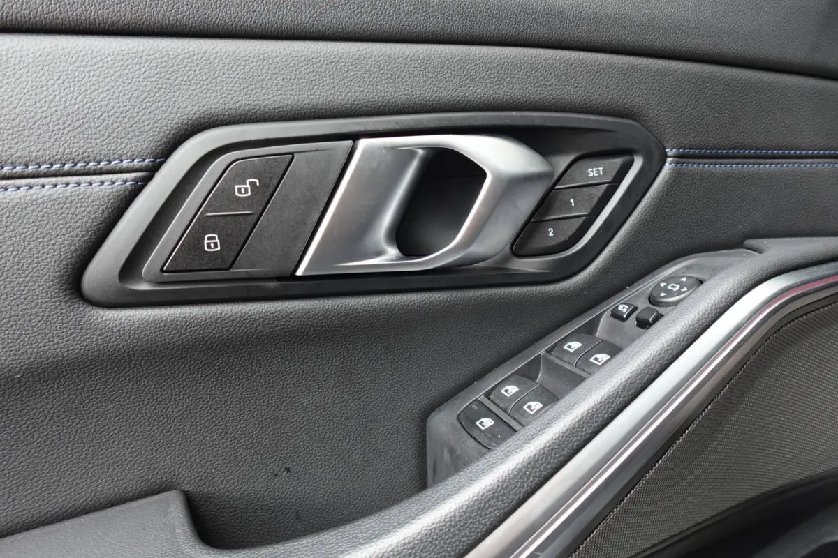 330e xDrive M SPORT PANO 360 CAM VOL