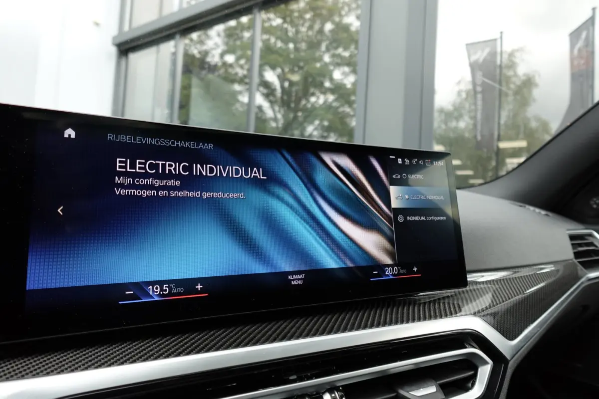 330e xDrive M SPORT PANO 360 CAM VOL