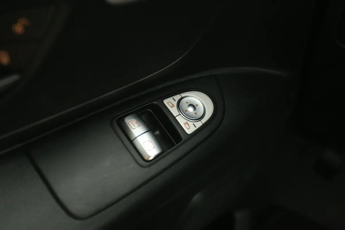 Lang | Marge | SOH 94% |  Airco | 3 Zits | Camera | Carplay | Navi