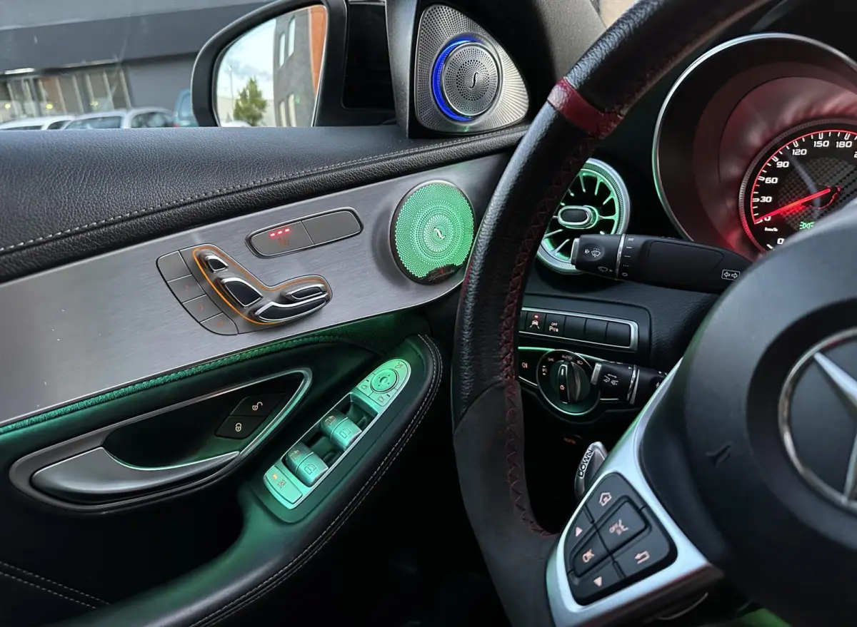 C63 S PANO/STOELVW/CAMERA/NAVI/PDC/SFEERVL