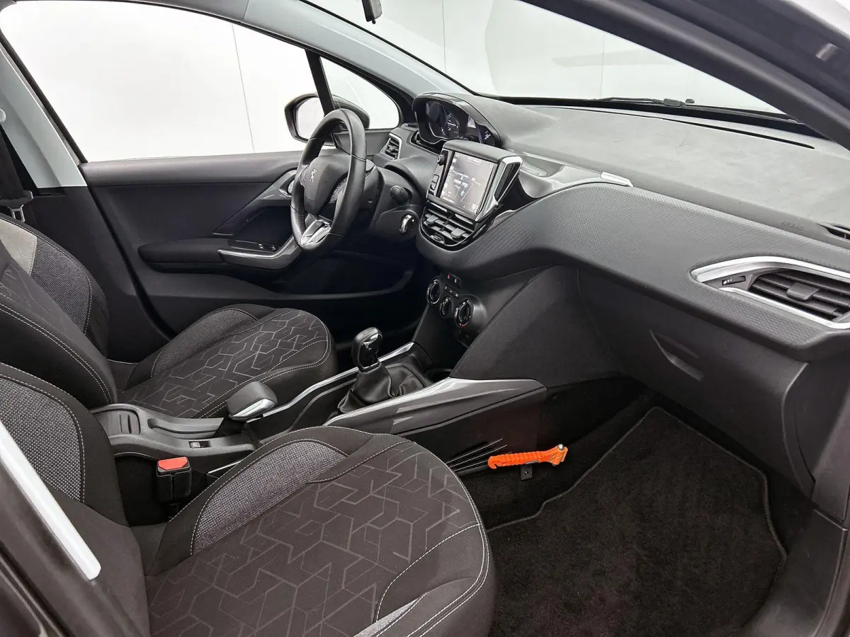 SUV Blue Lion 110pk | Lage kilometerstand! | 1e Eigenaar | Navigatie | Panoramadak | Airco | Cruise Control | Parkeersensoren | DAB+ radio | Bluetooth | Elektrisch inklapbare spiegels | Mult